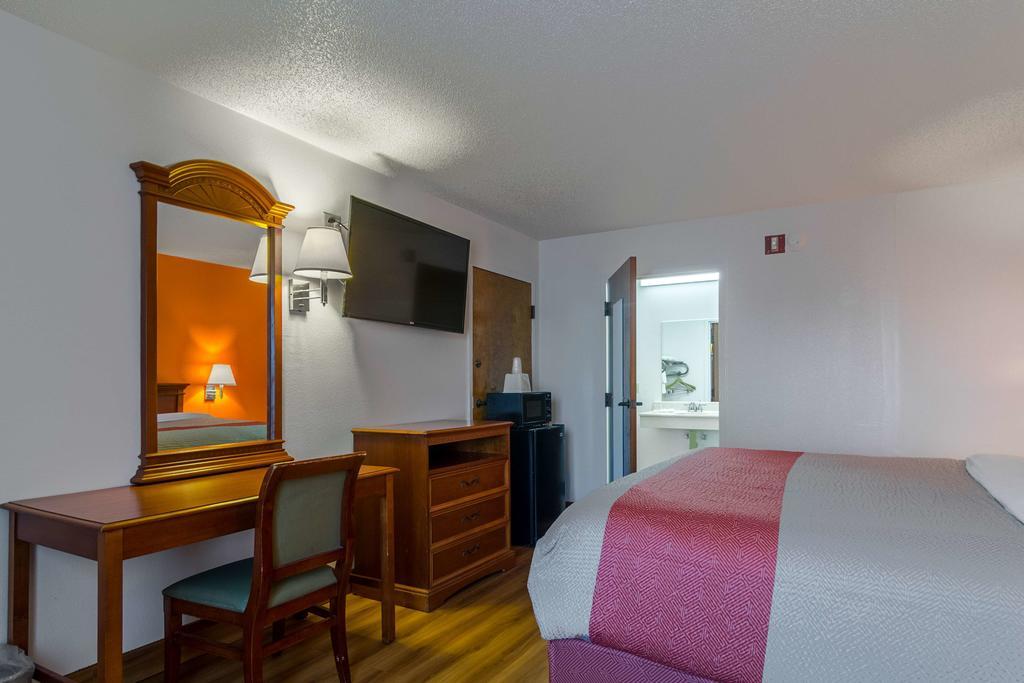 Motel 6 Waycross Kültér fotó